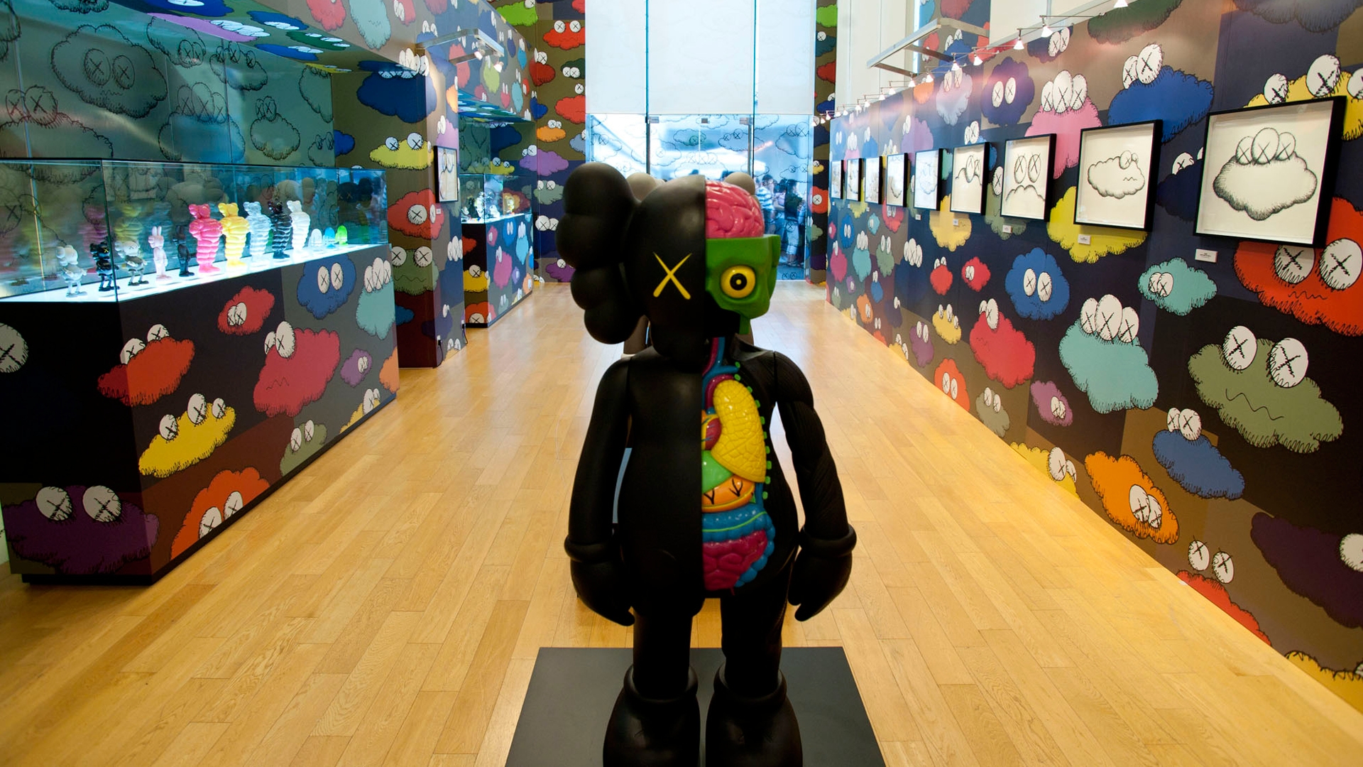 KAWS: PASSING THROUGH